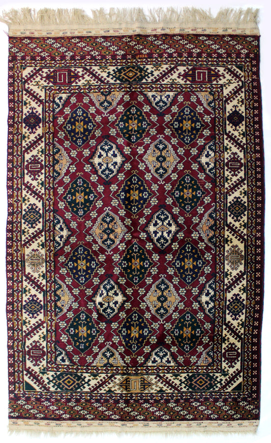 Russian Area Rug 237cm x 160cm