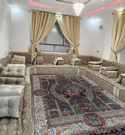 Qum Machine Made Area Rug 180cm x 120.cm