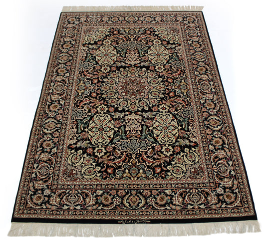 سجادة أصفهاني 198 سم في 130 سم