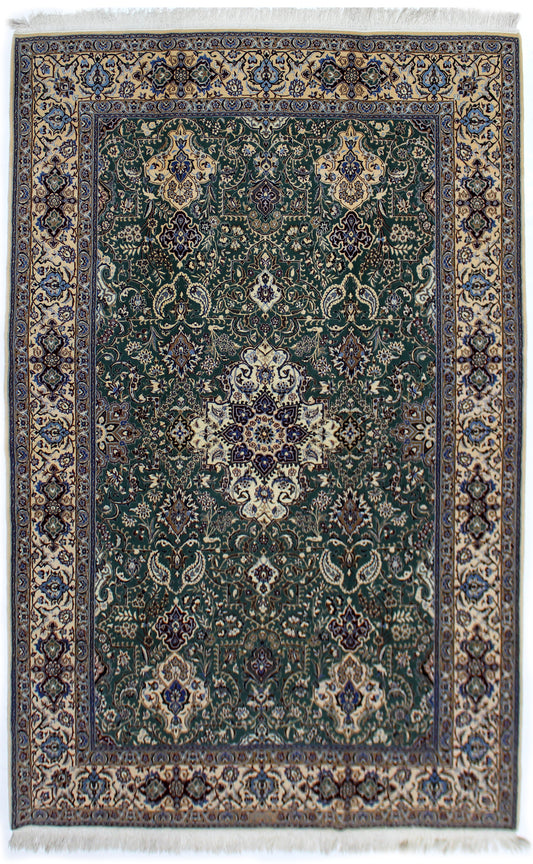 Nain Area Rug 272cm x 175cm