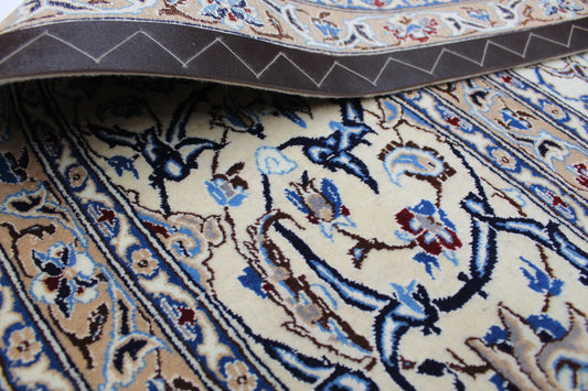 Nain Area Rug 297cm x 201cm