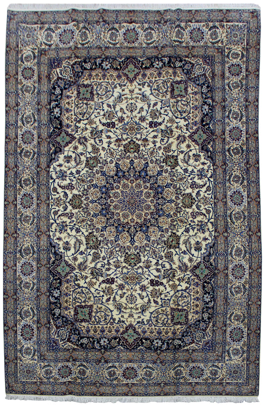 Nain Area Rug 322cm x 210cm