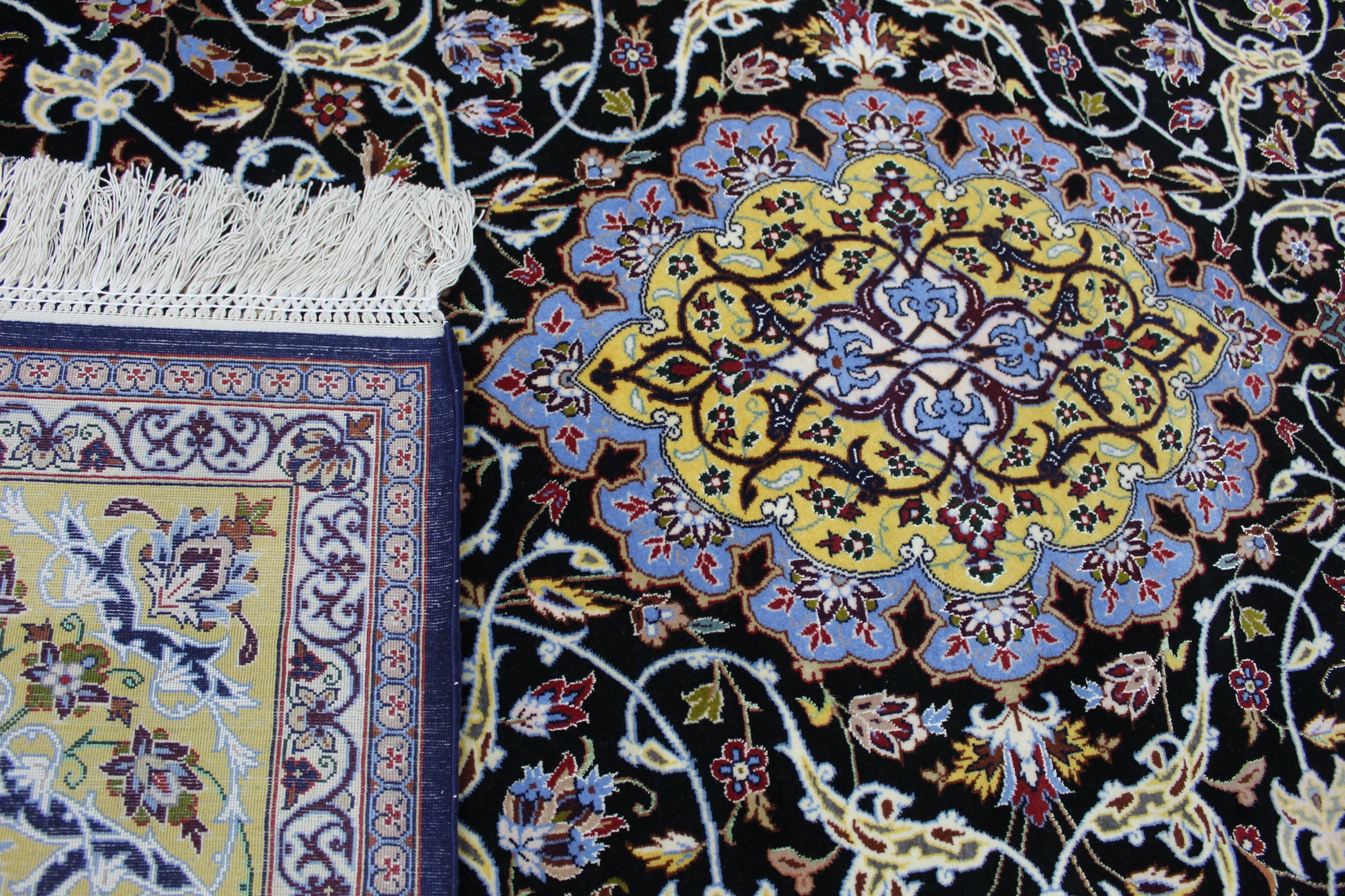 Isfahan Area Rug 194cm x 128cm