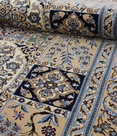 Nain Handmade Carpets (158x104 CM)